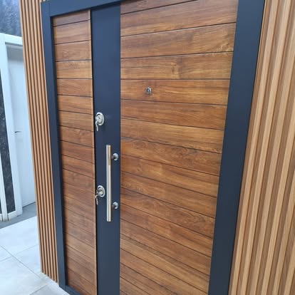 Entrance door